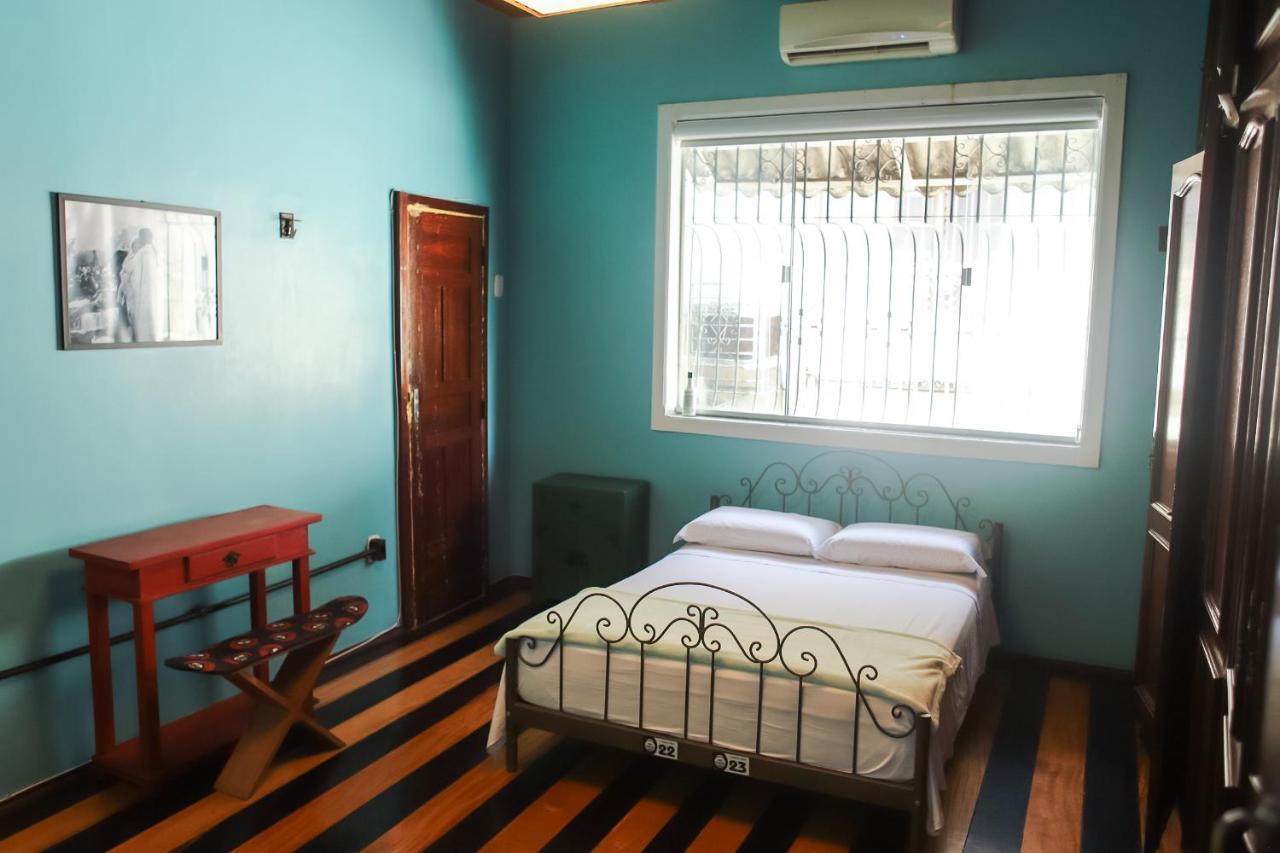 Ovibe Party Hostel بيليم المظهر الخارجي الصورة
